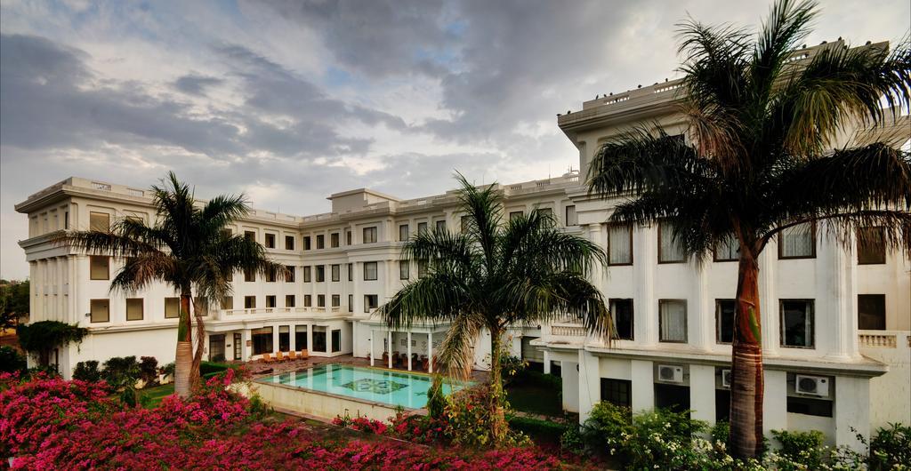 เดอะ ฮาโดทิ พาเลซ บันดิ Hotel บุนดิ ภายนอก รูปภาพ