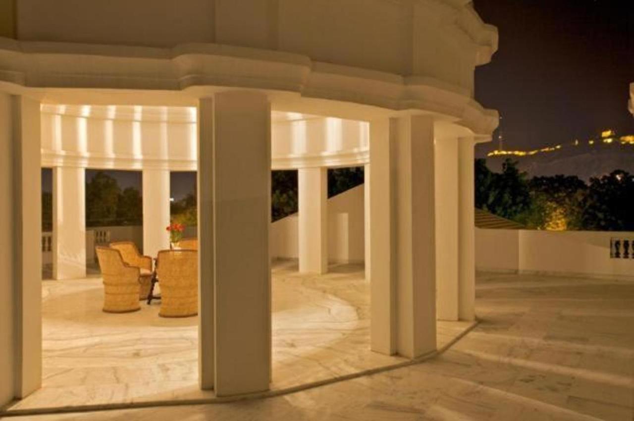 เดอะ ฮาโดทิ พาเลซ บันดิ Hotel บุนดิ ภายนอก รูปภาพ